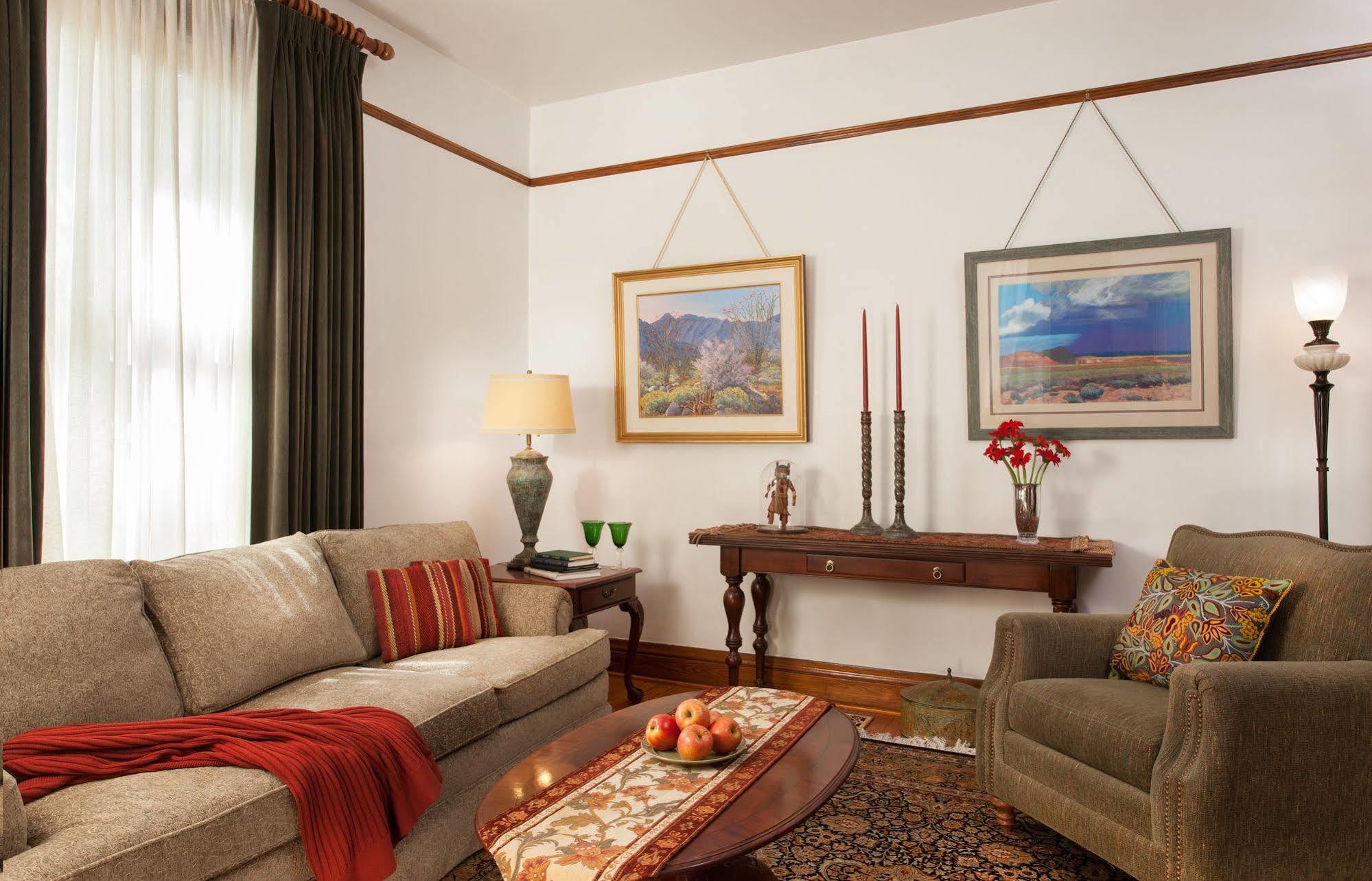 Four Kachinas B&B Inn Санта-Фе Экстерьер фото
