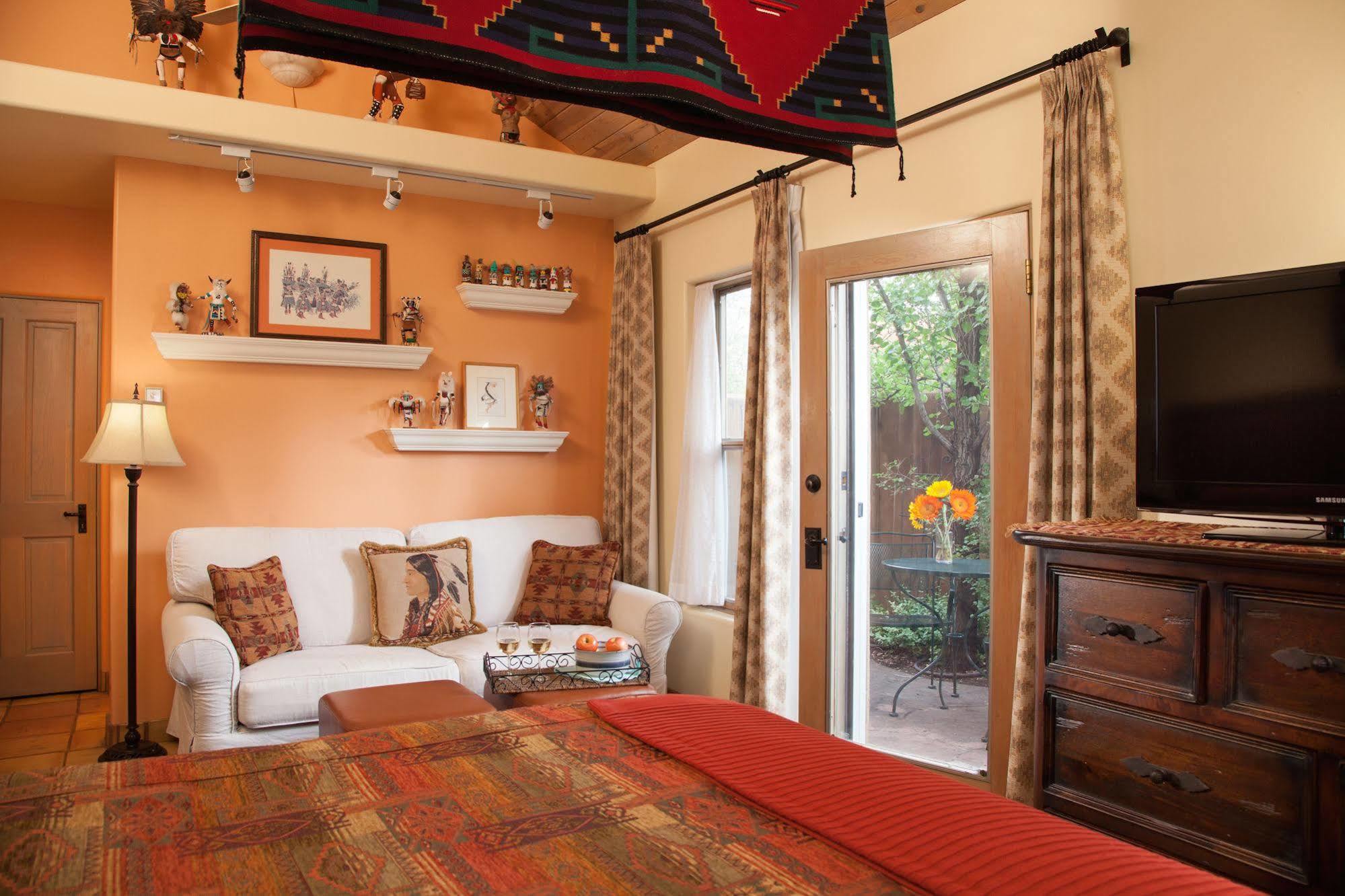 Four Kachinas B&B Inn Санта-Фе Экстерьер фото