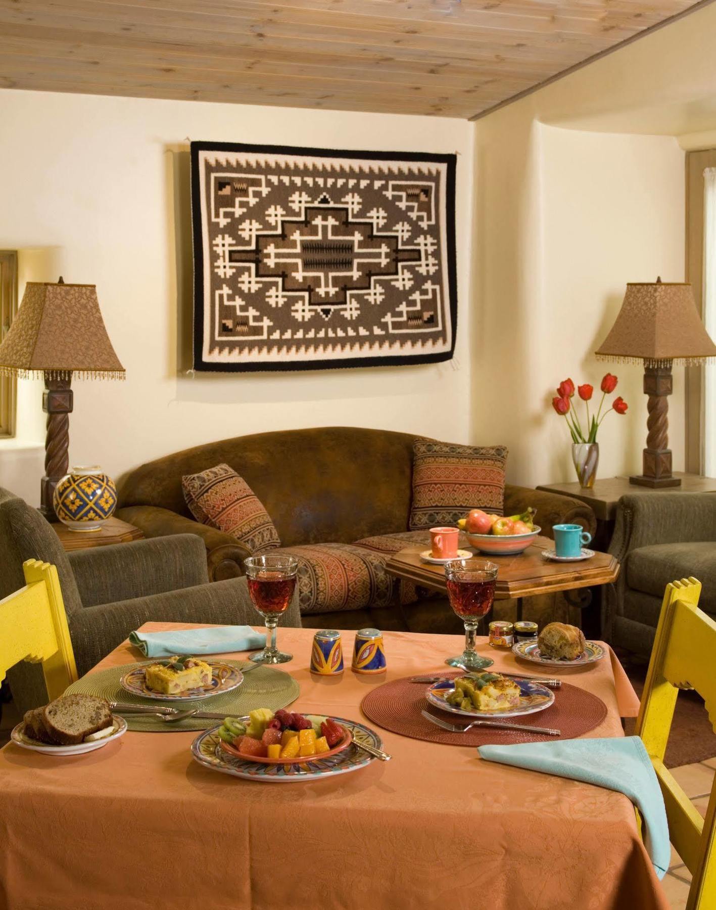 Four Kachinas B&B Inn Санта-Фе Экстерьер фото